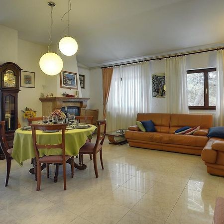 Villa Mima Банджоле Экстерьер фото