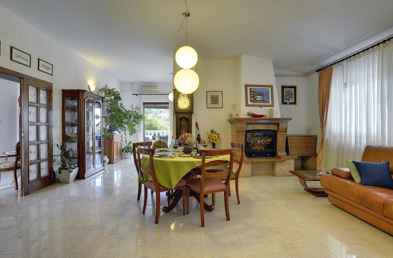 Villa Mima Банджоле Экстерьер фото